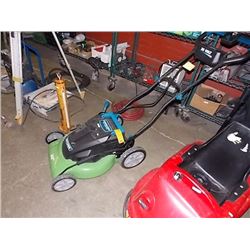 LAWNMOWER - CRAFTSMAN  - 3 IN 1 CORDLESS 36 VOLT - 14 AMP