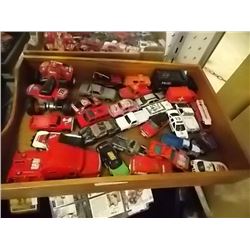 TRAY OF COLLECTABLE CARS - NO TRAY