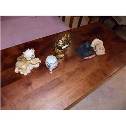 COLLECTABLE ORNAMENTS - 5 TTL