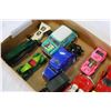 Image 2 : TRAY OF DIE CAST CARS