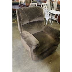 GREEN SEARS RECLINER