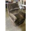 Image 1 : GREEN SEARS RECLINER