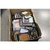 Image 1 : BOX OF MAGIC THE GATHERING CARDS
