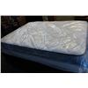 Image 2 : SEALY POSTUREPEDIC DOUBLE SIZE MATTRESS AND BOX