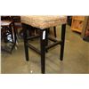 Image 2 : RATTAN BAR STOOL