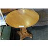 Image 1 : VINTAGE ROUND MAPLE ENDTABLE