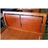 Image 2 : MODERN QUEENSIZE BEDFRAME