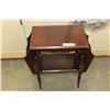 Image 1 : INLAID TOP MAGAZINE STAND