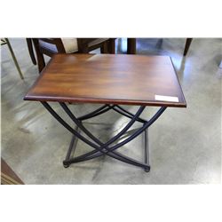 MODERN ENDTABLE