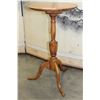 Image 2 : MAPLE PLANTSTAND