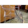 Image 3 : GHOST ARMCHAIR IN CLEAR
