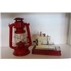 Image 1 : MINI KIDS SEWING MACHINE AND LANTERN