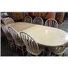 Image 2 : WHITE OAK DINING TABLE WITH 3 LEAFS AND 8 CHAIRS