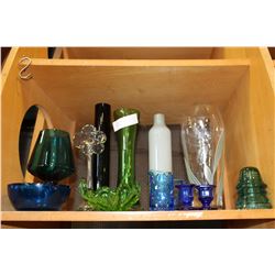 SHELF LOT OF COLORED VASES AND GLASSWARE