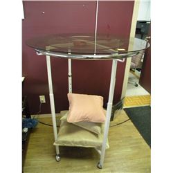 GLASS TOP BISTRO TABLE(BUSINESS CLOSEOUT/GAGELS)