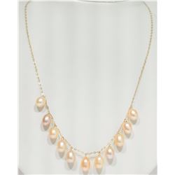 new 10kt Yellow Gold Freshwater Pearl Necklece Retail $150