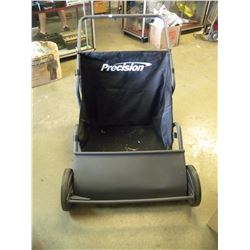 PRECISION PUSH SWEEPER WITH BAG