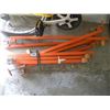 Image 1 : LOT OF ORANGE WOOD CLAMPS
