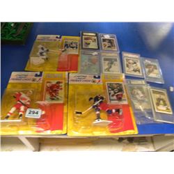 3 HOCKEY FIGURINES WITH ASST CARDS