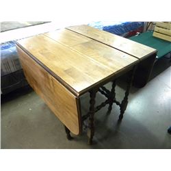 ANTIQUE GATE LEG DROP LEAF TABLE (ESTATE ITEM)