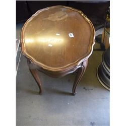 VINTAGE COFFEE TABLE