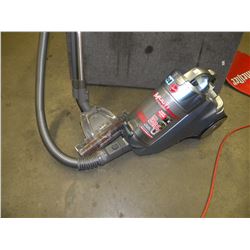 HOOVER CYCLONIC VAC WITH POWER HEAD
