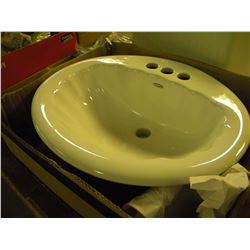 CERAMIC AMERICAN STANDARD BATHROOM SINK
