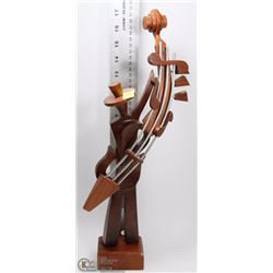 CARVED REDWOOD MUSICIAN WITH INSTRUMENT