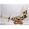 Image 1 : HANDMADE JAW BONE SWORD CARVING