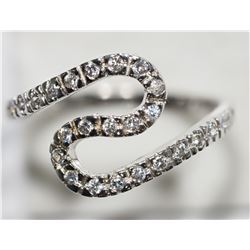 #40-STERLING SILVER CUBIC ZIRCONIA RING