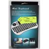 Image 1 : NEW MINI WIRELESS KEYBOARD/MOUSE COMBO