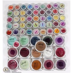 LARGE LOT OF ASSORTED SCENSTY WAX MELTS