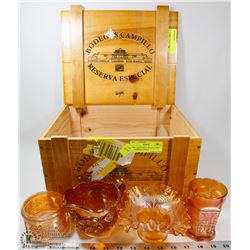 WINE CRATE WITH VINTAGE 4PCS OF CARNIVAL GLASS: