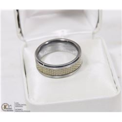 MENS WEDDING RING SIZE 10