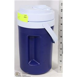 RUBBERMAID TRAVEL DRINK CONTAINER
