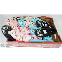 FLAT OF WOMENS SLIP ON SHOES