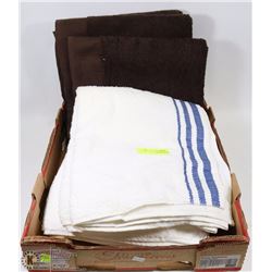 FLAT OF 6 NEW BATHTOWELS