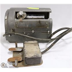 1920S DICTAPHONE & VOICE RECORDER