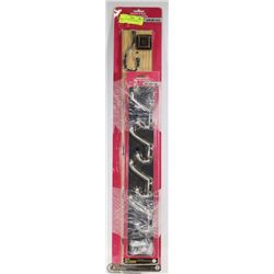 LOT OF 3 ASST HOOKS AND RAIL