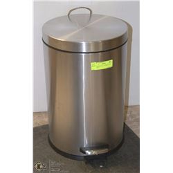 STAINLESS STEEL GARBAGE CAN W/FOOT