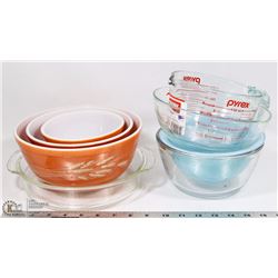 A BOX WITH PYREX OVENWARE