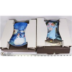 LOT OF 2 CINDERELLA COLLECTOR PLATES