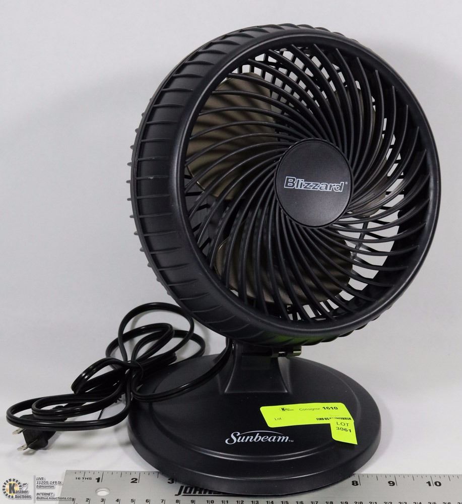 Sunbeam Table Fans SUNBEAM BLIZZARD OSCILLATING ELECTRIC FAN