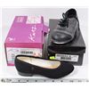 Image 1 : 2 PAIRS OF DANCE SHOES , SIZE 10.5