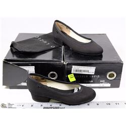 2 PAIRS OF DANCE SHOES , SIZE 13.5