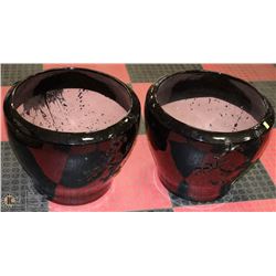 LOT OF 2 BLACK CERAMIC PLANTER POTS 16X16