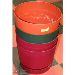LOT OF 4 CAMEO PLANTER POTS INCL ORANGE 17",