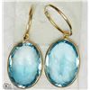 Image 1 : 14KT YELLOW GOLD BLUE TOPAZ HOOP EARRINGS