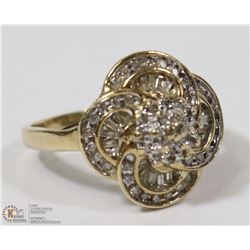 10K YELLOW GOLD AND DIAMOND RING SIZE 7