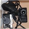 Image 1 : LOT OF 2 VINTAGE KONICA  AND CANON CAMERAS WITH